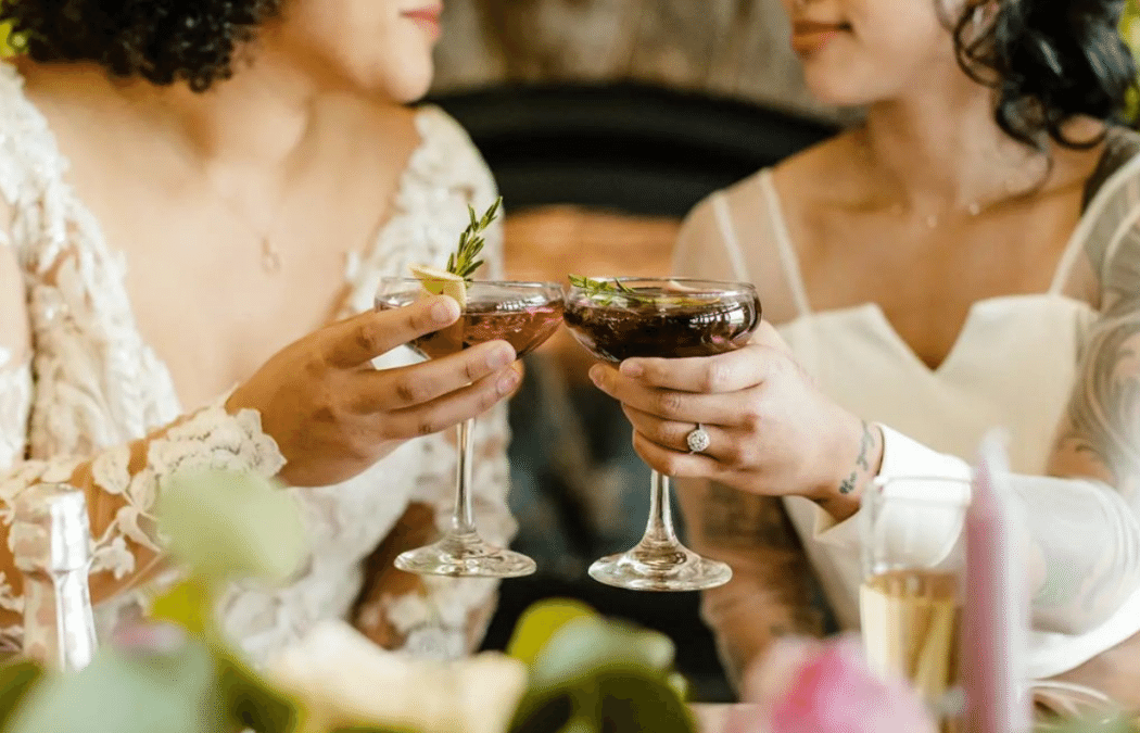 Kitsap Bartending Services - PNW Weddings - Signature Cocktail 3 Birds Caravan - Mobile Bridal Suite - Bride and Bridal Party Drinks-min