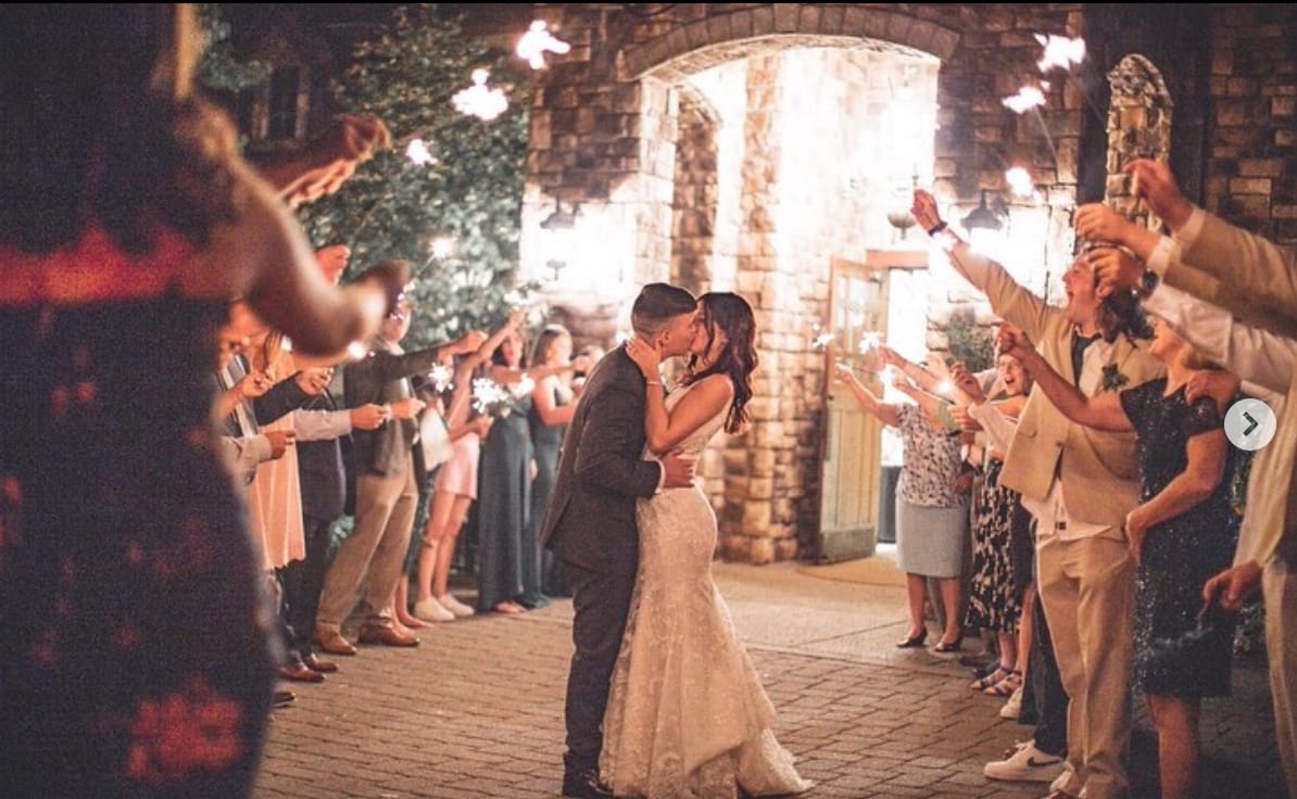 Anna's Bridal Anna's Bridal