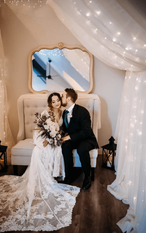 3 Birds Caravan - Mobile Bridal Suite - Bride Getting Ready-min