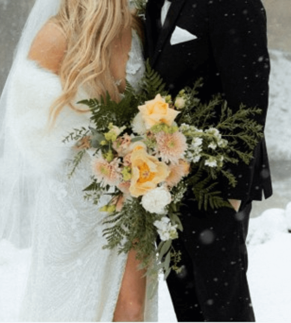 High Desert Florals PNW Weddings Redmond OR Sarah Marie Photo